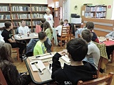 Światowy Dzień Wścieklizny - warsztaty artystyczne w bibliotece [Foto]