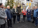 Nowy plac zabaw przy SP 2 w Świdnicy