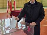 [FOTO] Samorządowcy, parlamentarzyści i europosłowie przy urnach wyborczych