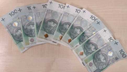 800