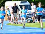 [FOTO] Czas na finał! Zacięta rywalizacja w Świdnickim Czwartku Lekkoatletycznym