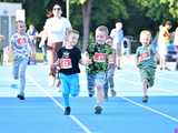 [FOTO] Czas na finał! Zacięta rywalizacja w Świdnickim Czwartku Lekkoatletycznym