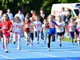 [FOTO] Czas na finał! Zacięta rywalizacja w Świdnickim Czwartku Lekkoatletycznym