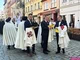 [WIDEO/FOTO] Uroczystości przyjęcia nowych członków do Zakonu Rycerskiego Świętego Grobu w Jerozolimie. Wśród nich bp Mendyk 