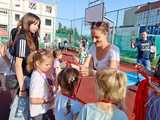 [FOTO] Uczestnicy zajęć w GCKiS Żarów zaprezentowali swoje prace artystyczne