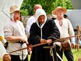 [FOTO] Rycerskie pojedynki, turniej szachowy i pokaz ognia. Ruszył XII Turniej Rycerski w Strzegomiu