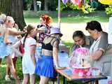 [FOTO] Zbierają środki na leczenie Amelki. Trwa Piknik Rodzinny w Śmiałowicach