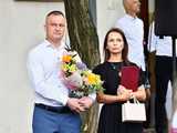 [WIDEO/FOTO] Uczniowie szóstki pożegnali rok szkolny i dotychczasową dyrektor