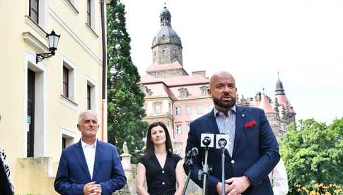 [FOTO] Wrocławianie odwiedzili Zamek Książ za darmo. To nagroda za zwycięstwo we frekwencyjnym pojedynku