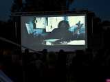 [FOTO] Seanse na leżakach w malowniczej scenerii i dojazd amerykańskim schoolbusem. Ruszył 14. Żarowski Festiwal Filmowy