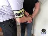 Filmowy finał w Dobromierzu. Policja zatrzymała duet narkotykowych handlarzy 