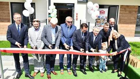 [FOTO] Uroczyste otwarcie nowego budynku TBS. Powstało tam 28 mieszkań dla świdniczan