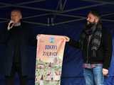 [WIDEO/FOTO] Bogato zastawione stoiska, konkursy i występy podczas Jarmarku Wielkanocnego w Ziębicach