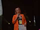 [FOTO] lokalnyFEST! trwa w najlepsze. Patrycja Grzelaczyk-Korchan rozpoczęła niedzielne koncerty Ziębice FEST 2025